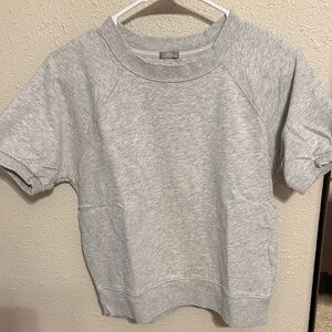 GAP Light Gray Short Sleeve Sweatshirt